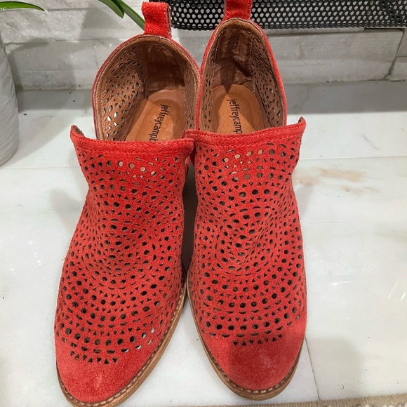 Jeffrey Campbell red-orange suede cutout design booties sz 9.5 - Picture 10 of 14